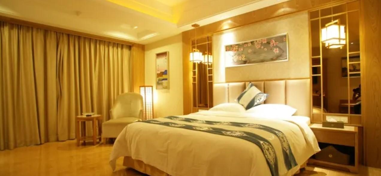 Dongguan Huilihua Hotel Exterior photo