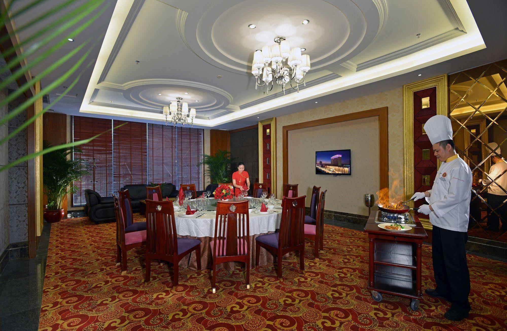 Dongguan Huilihua Hotel Exterior photo